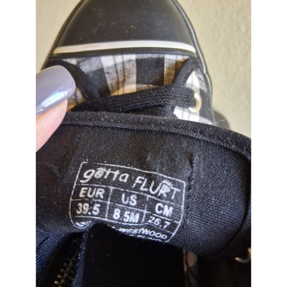 Women's Gotta Flurt Plaid Lenwood Sneakers 8.5 Black & White EUC - Picture 9 of 11